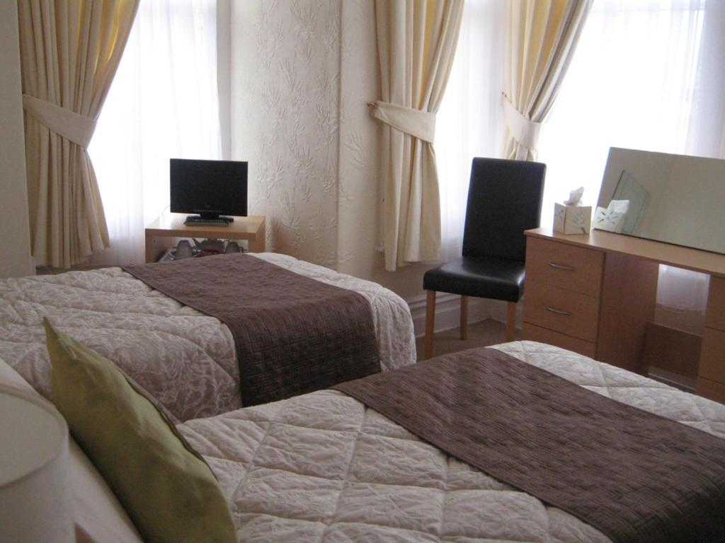Cleve Court Hotel Paignton Quarto foto